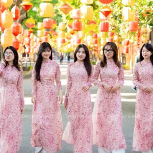 Áo dài đi họ màu hồng