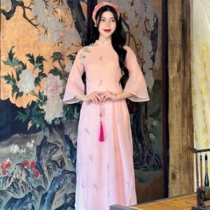 Áo dài cách tân màu hồng